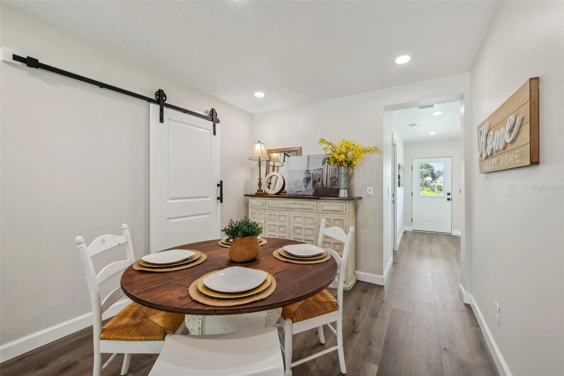 581 Hillside Court Melbourne FL 32935