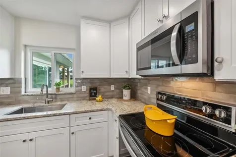 581 Hillside Court Melbourne FL 32935