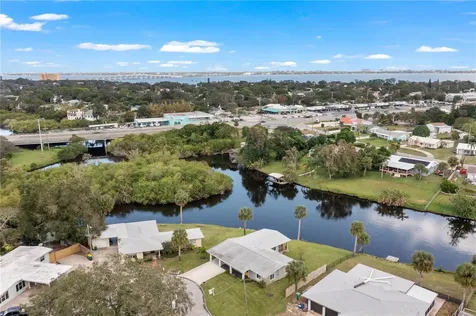 581 Hillside Court Melbourne FL 32935