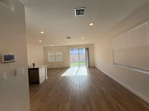 142 NE 14th Terrace Homestead FL 33033