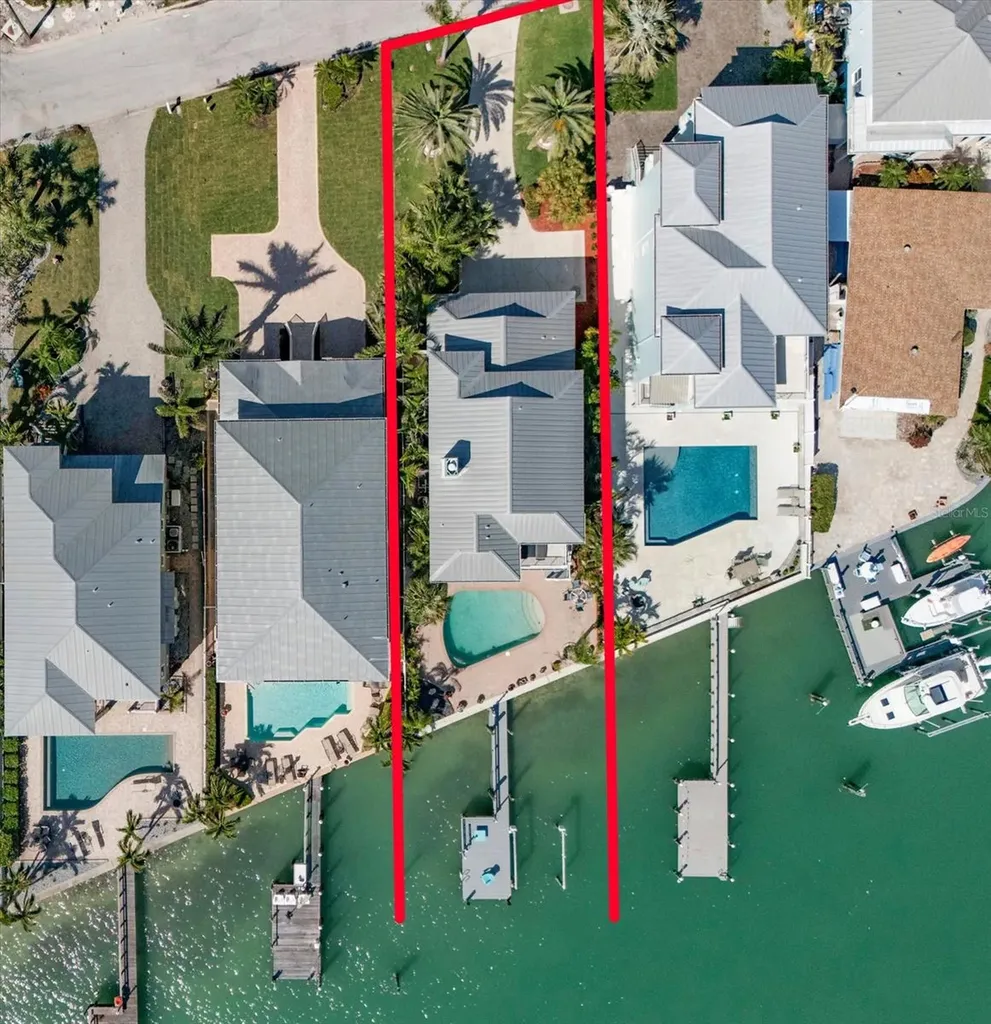 8685 E Bay Drive Treasure Island FL 33706