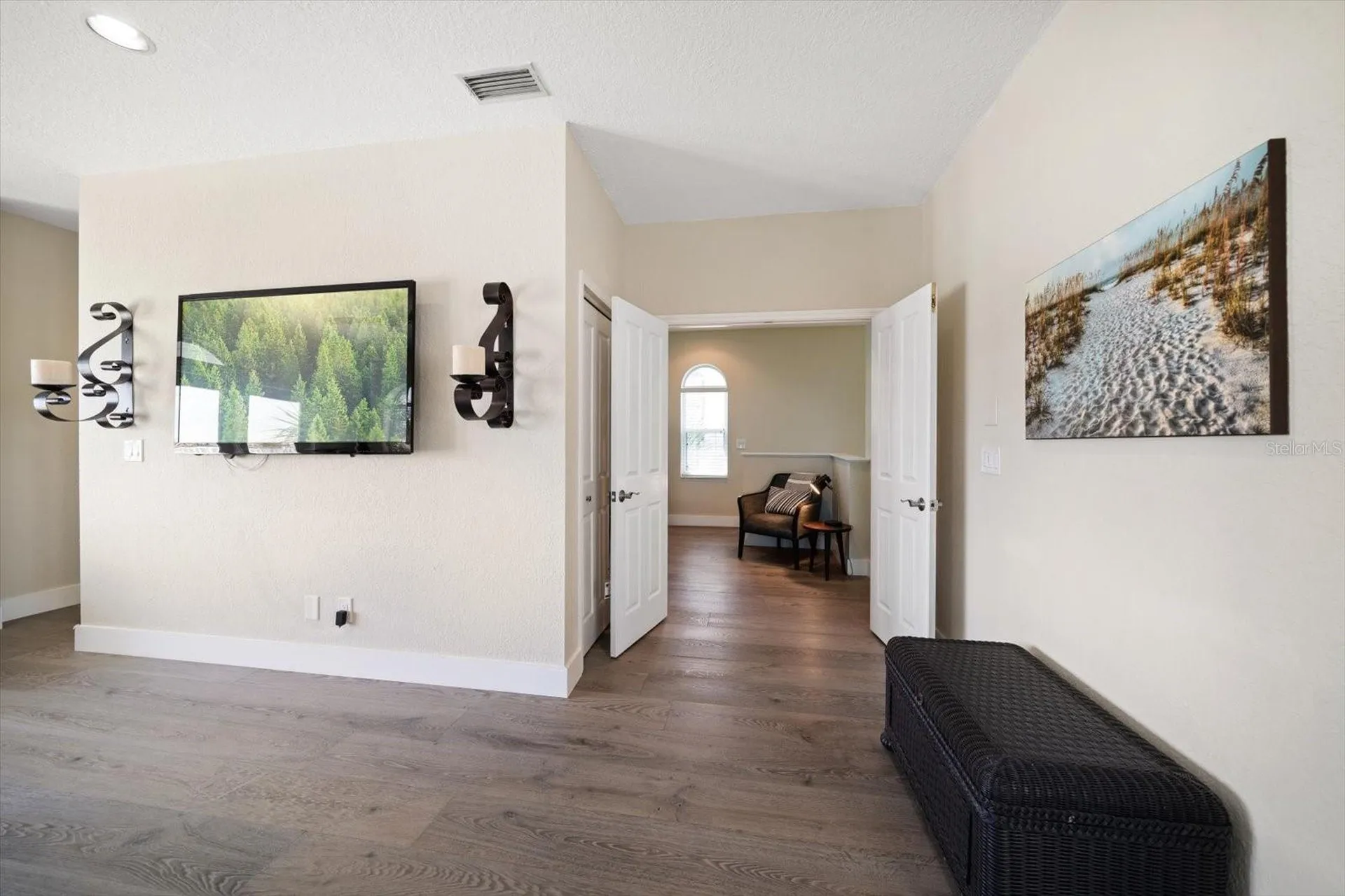 8685 E Bay Drive Treasure Island FL 33706