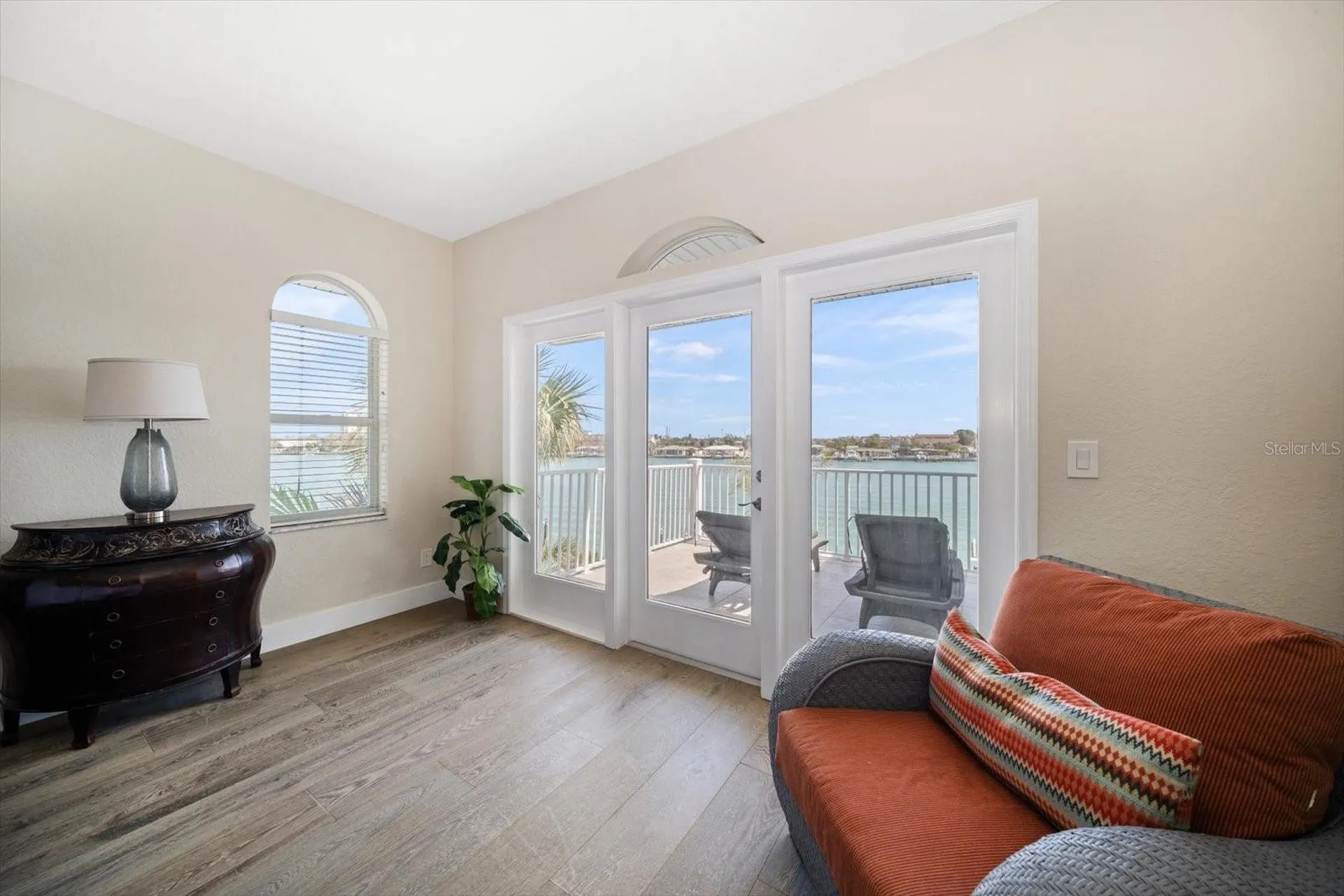 8685 E Bay Drive Treasure Island FL 33706