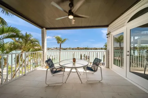 8685 E Bay Drive Treasure Island FL 33706