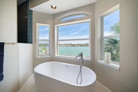 8685 E Bay Drive Treasure Island FL 33706