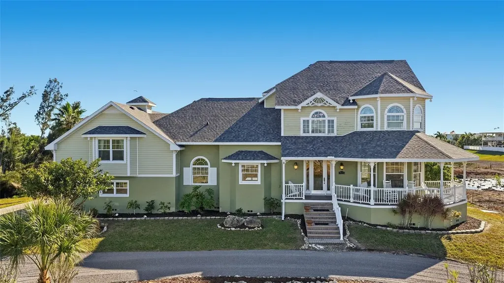 925 Bayshore Drive Terra Ceia FL 34250