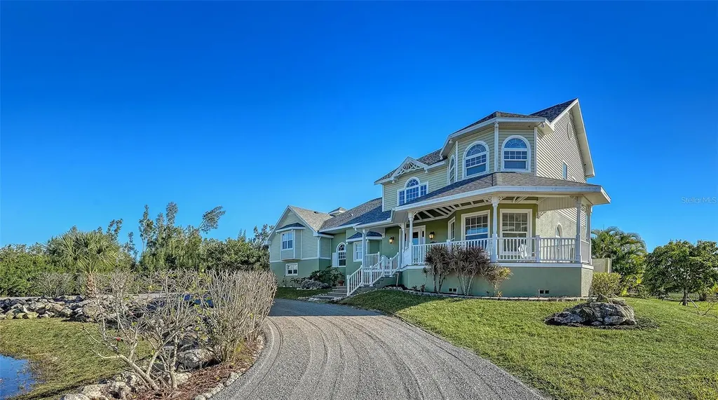 925 Bayshore Drive Terra Ceia FL 34250