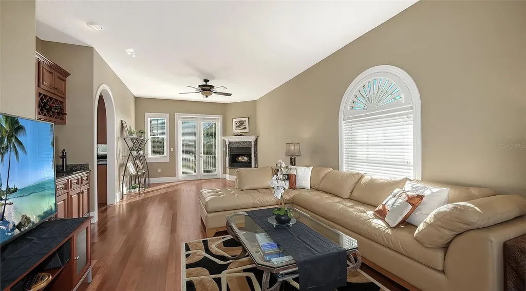 925 Bayshore Drive Terra Ceia FL 34250