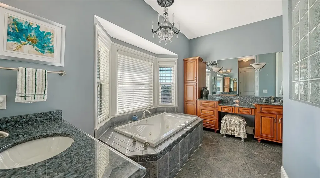 925 Bayshore Drive Terra Ceia FL 34250