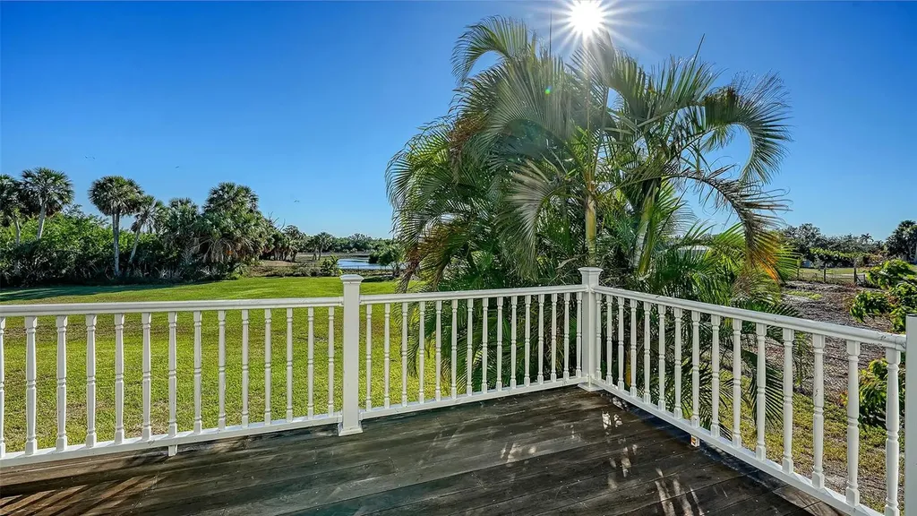 925 Bayshore Drive Terra Ceia FL 34250