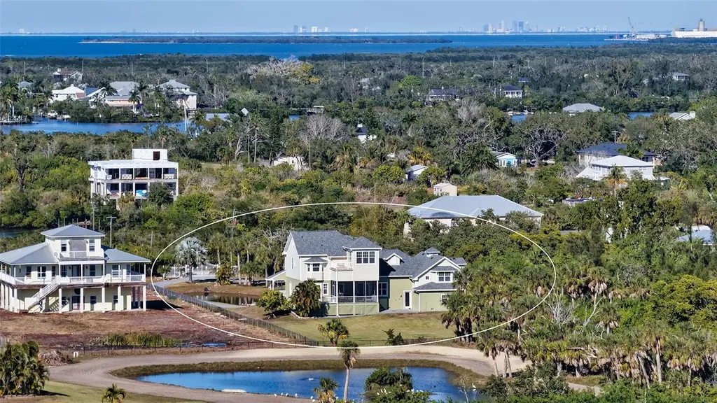 925 Bayshore Drive Terra Ceia FL 34250