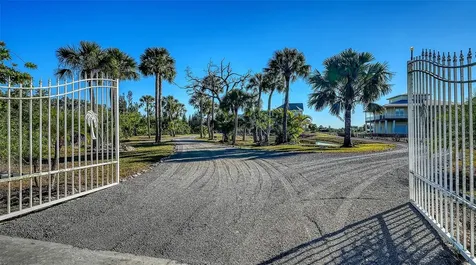 925 Bayshore Drive Terra Ceia FL 34250