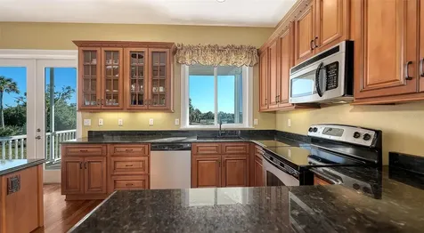 925 Bayshore Drive Terra Ceia FL 34250