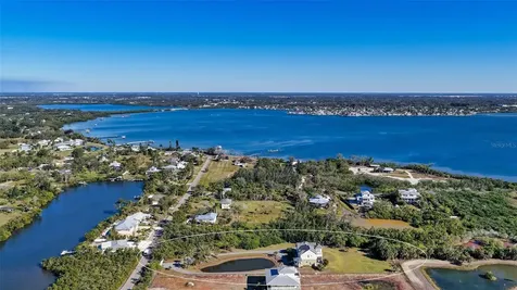 925 Bayshore Drive Terra Ceia FL 34250