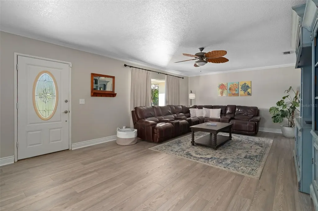 502 3rd Avenue SE Ruskin FL 33570