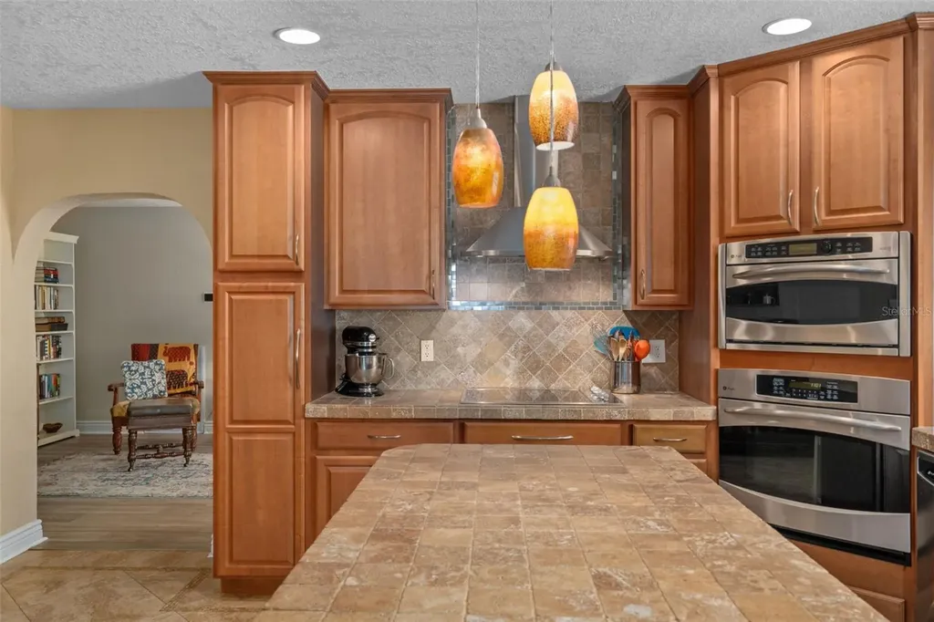 502 3rd Avenue SE Ruskin FL 33570