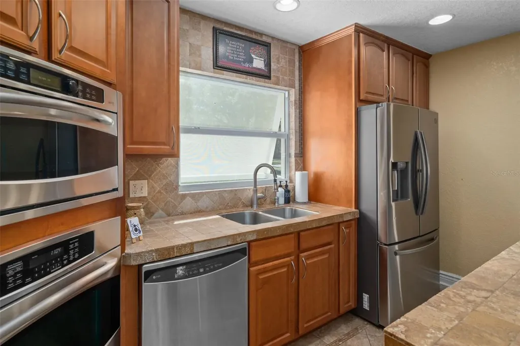 502 3rd Avenue SE Ruskin FL 33570