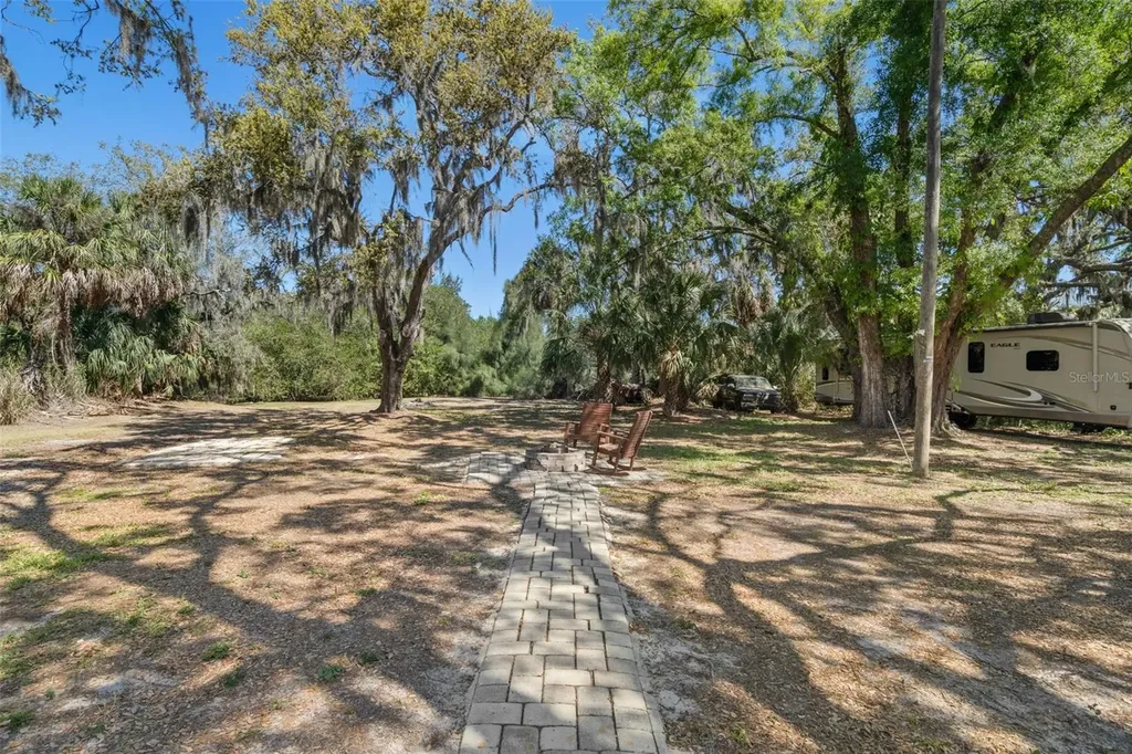 502 3rd Avenue SE Ruskin FL 33570
