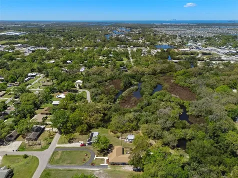 502 3rd Avenue SE Ruskin FL 33570