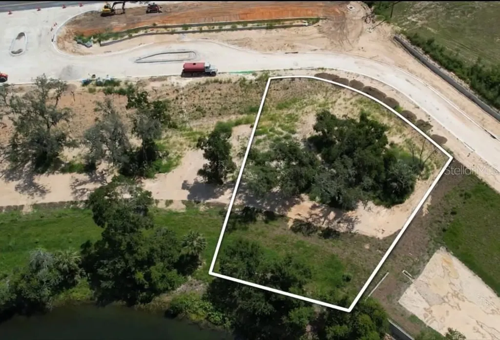 189 Tranquil Mirror Lake Court Clermont FL 34711