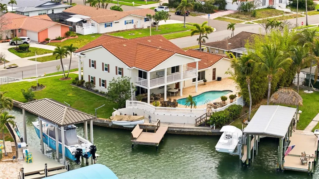 350 Harbor Passage Clearwater Beach FL 33767
