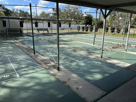 4154 57th Street N Kenneth City FL 33709