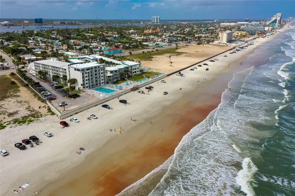 935 S Atlantic Avenue Daytona Beach FL 32118