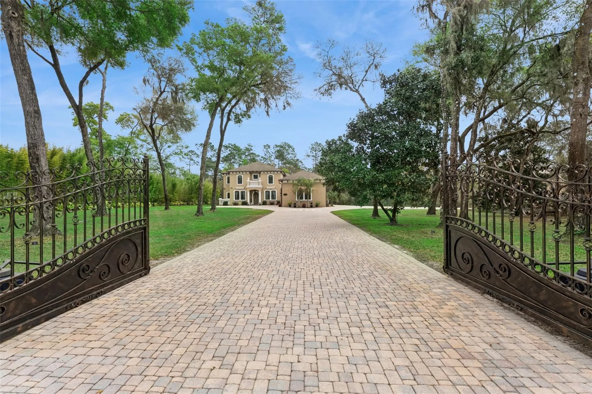 1985 Fatio Road Deland FL 32720