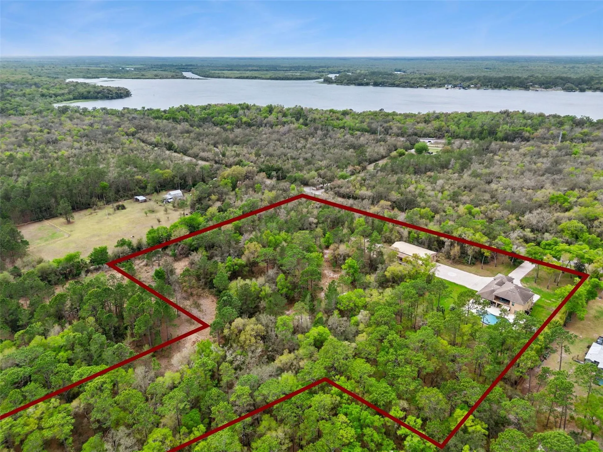 1985 Fatio Road Deland FL 32720