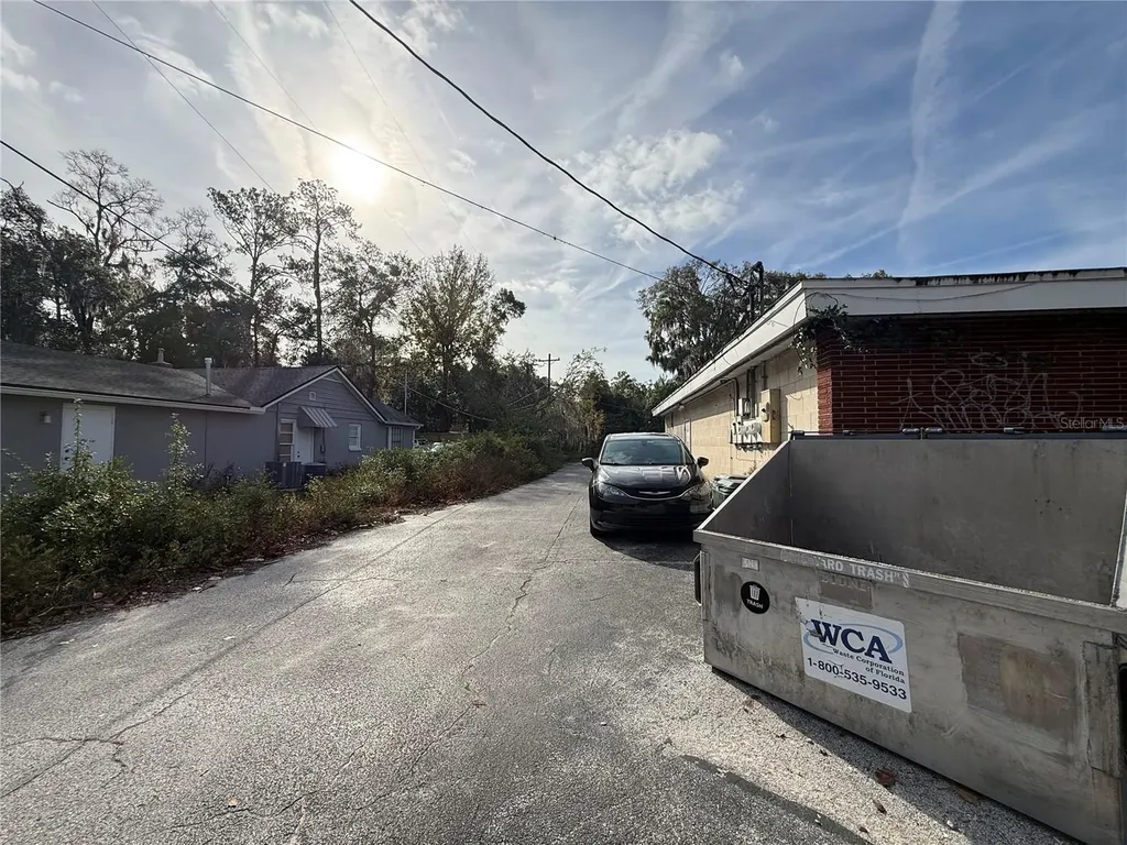 927 NW 13th Street Gainesville FL 32601