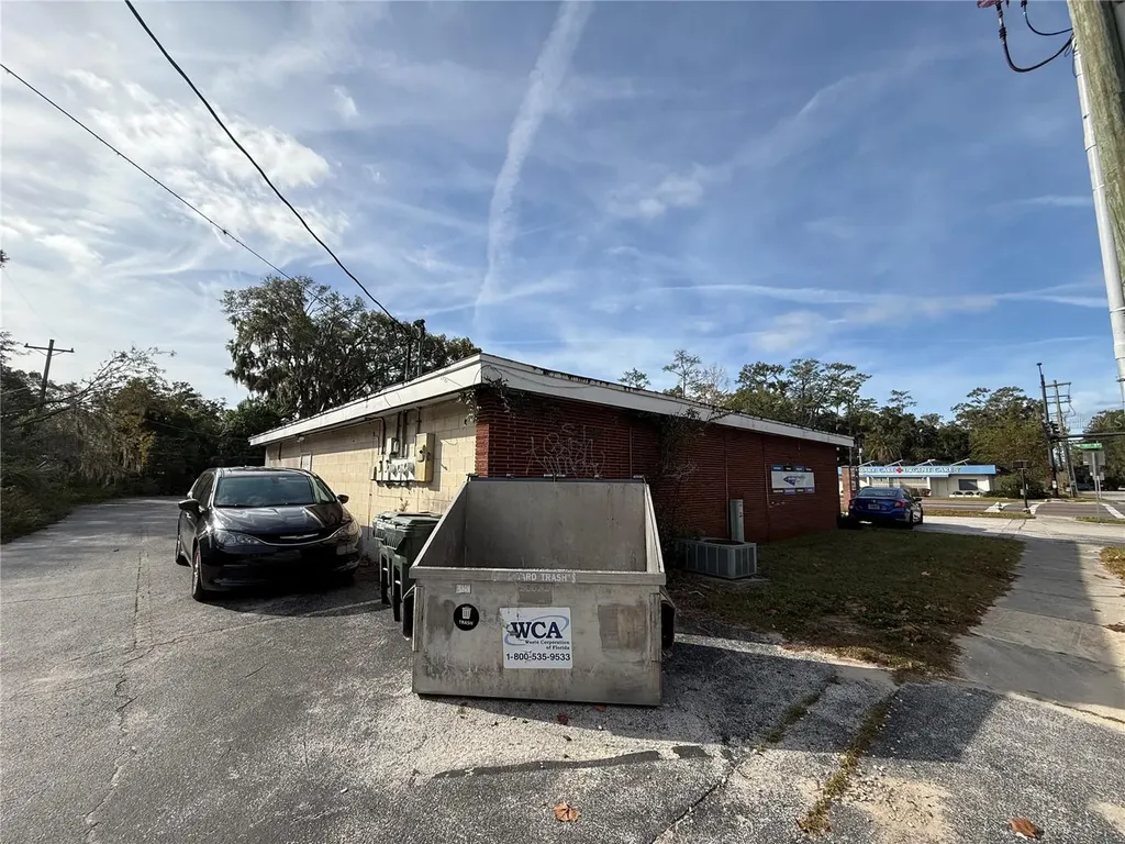 927 NW 13th Street Gainesville FL 32601