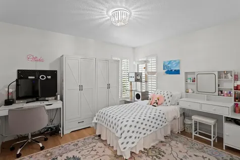 9115 Canberley Drive Tampa FL 33647