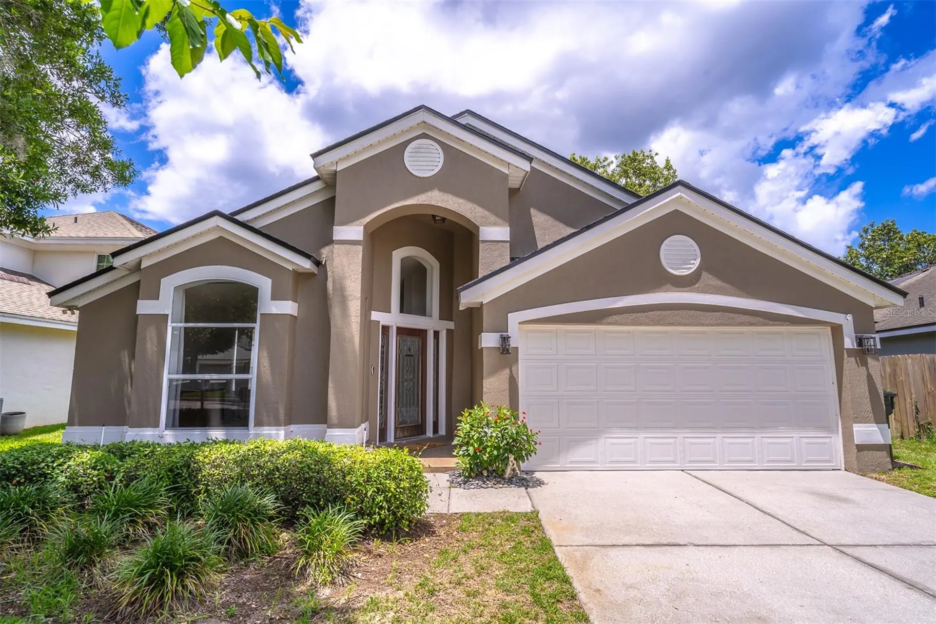 608 Lake Claire Court Oviedo FL 32765