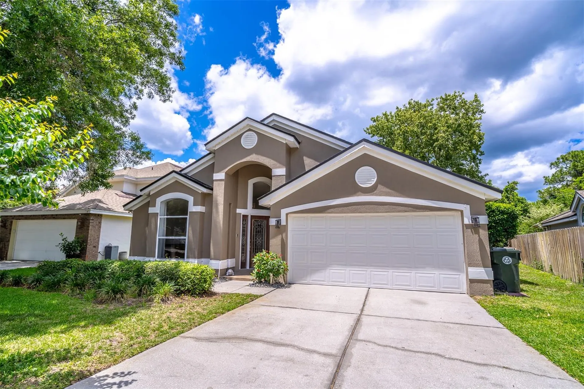 608 Lake Claire Court Oviedo FL 32765