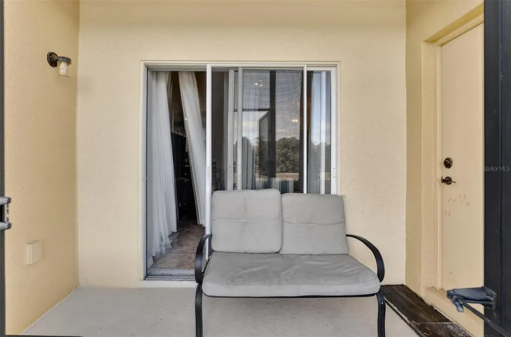 2801 Oakwater Drive Kissimmee FL 34747