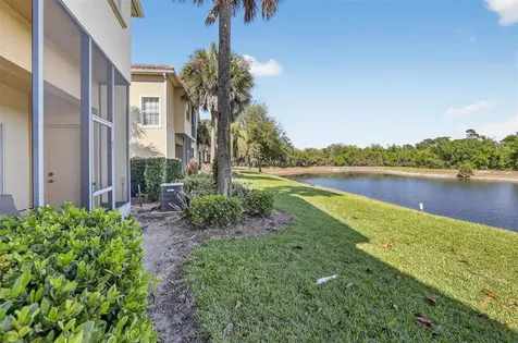 2801 Oakwater Drive Kissimmee FL 34747