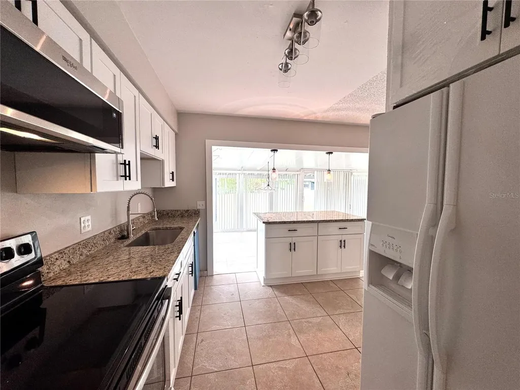 563 Fort Smith Boulevard Deltona FL 32738