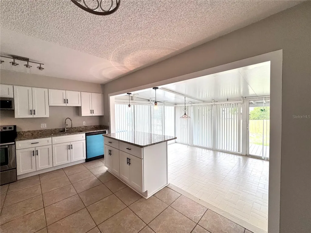 563 Fort Smith Boulevard Deltona FL 32738