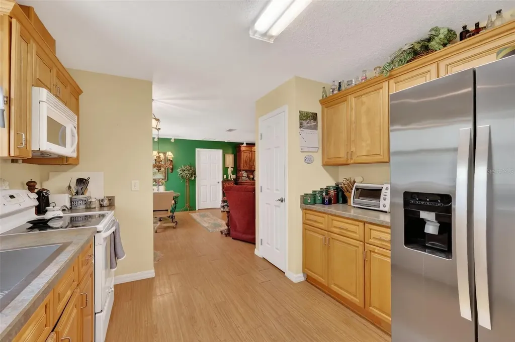 3336 County Road 510a Wildwood FL 34785