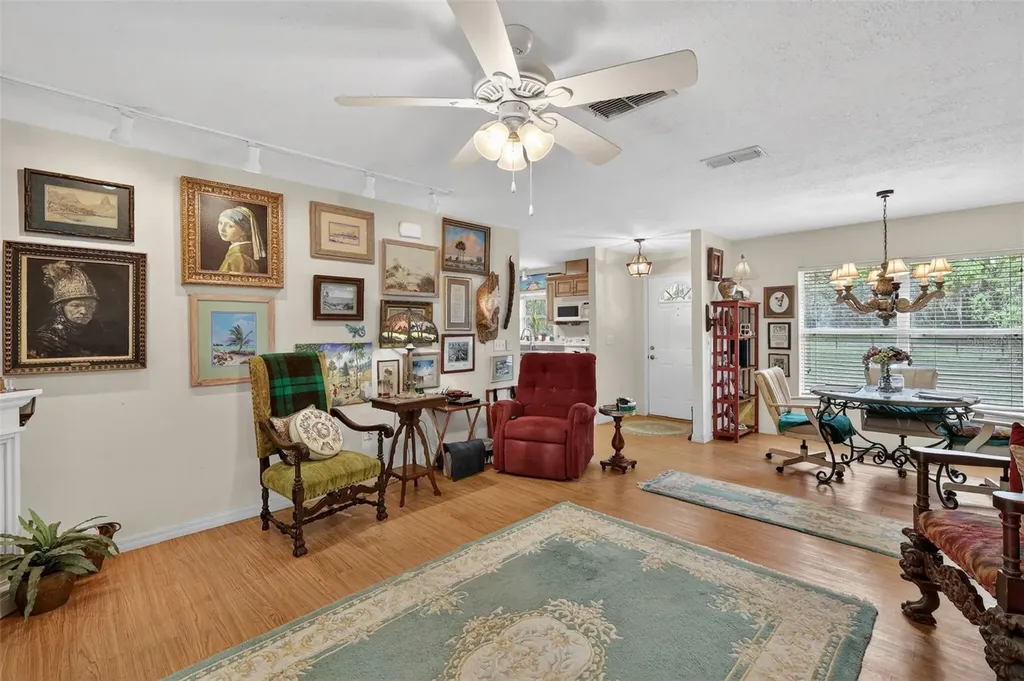 3336 County Road 510a Wildwood FL 34785
