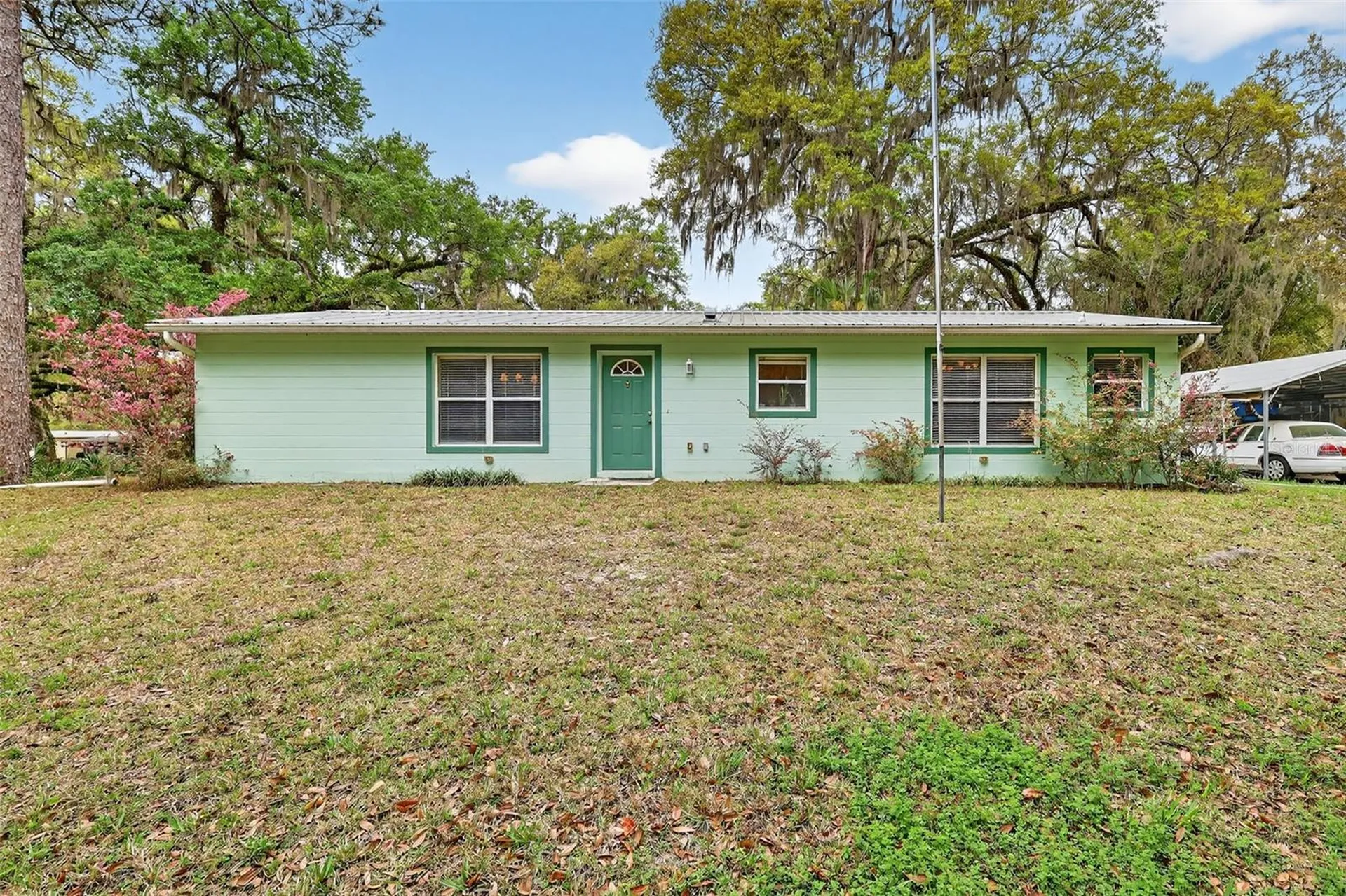 3336 County Road 510a Wildwood FL 34785
