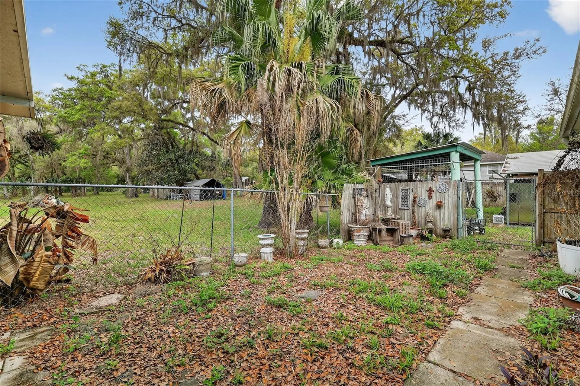 3336 County Road 510a Wildwood FL 34785