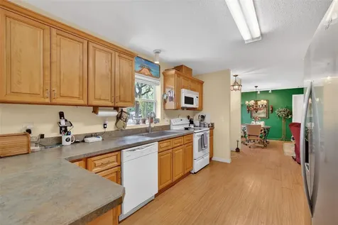 3336 County Road 510a Wildwood FL 34785