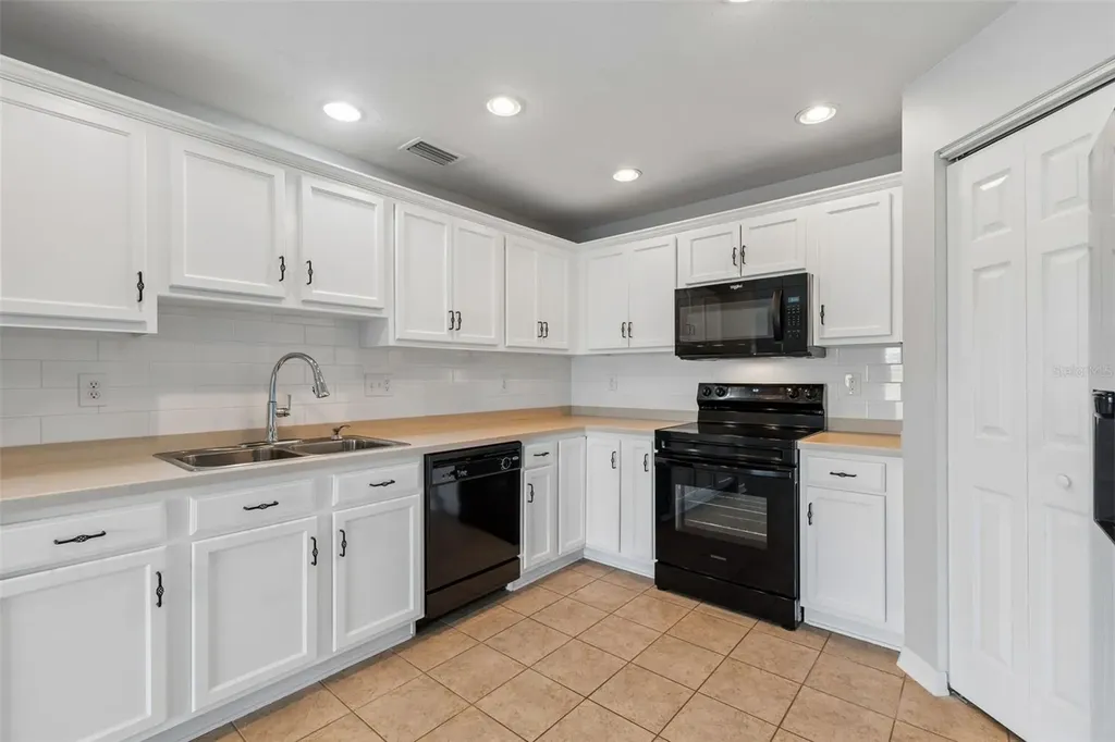 9515 Simeon Drive Land O Lakes FL 34638
