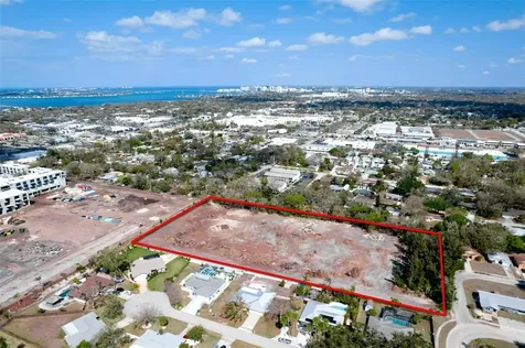4101 S School Avenue Sarasota FL 34231