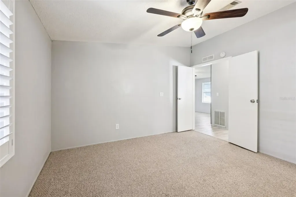 39 Maplehurst Avenue Debary FL 32713