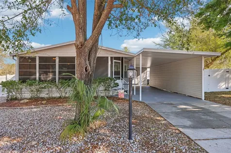 39 Maplehurst Avenue Debary FL 32713
