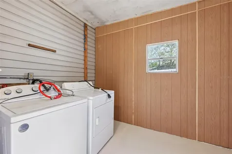 39 Maplehurst Avenue Debary FL 32713