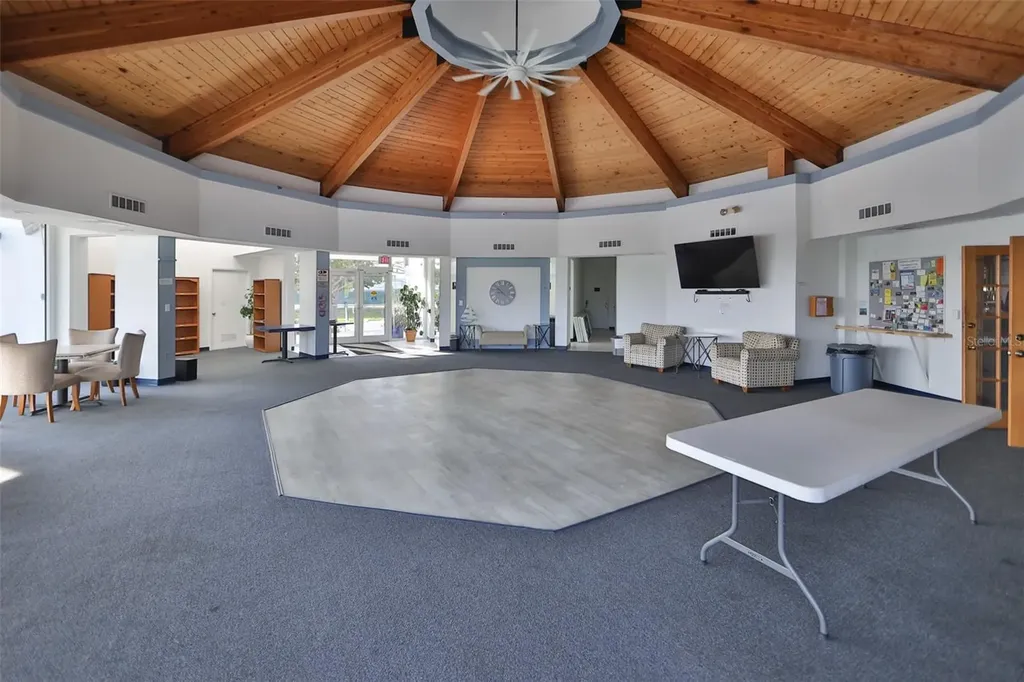 14800 Walsingham Road Largo FL 33774
