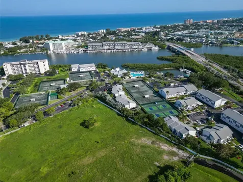14800 Walsingham Road Largo FL 33774